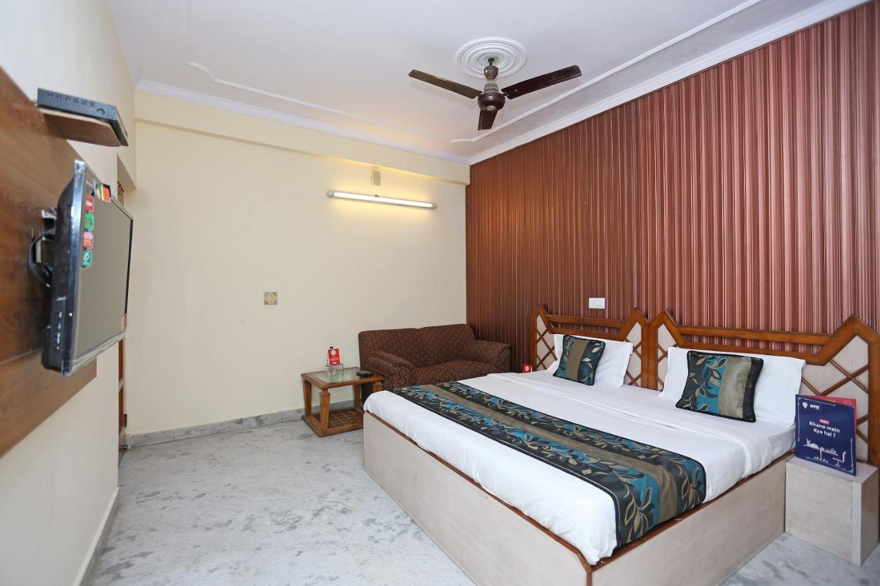 Oyo Flagship 9554 Hotel Grand Plaza Faridabad Exterior photo