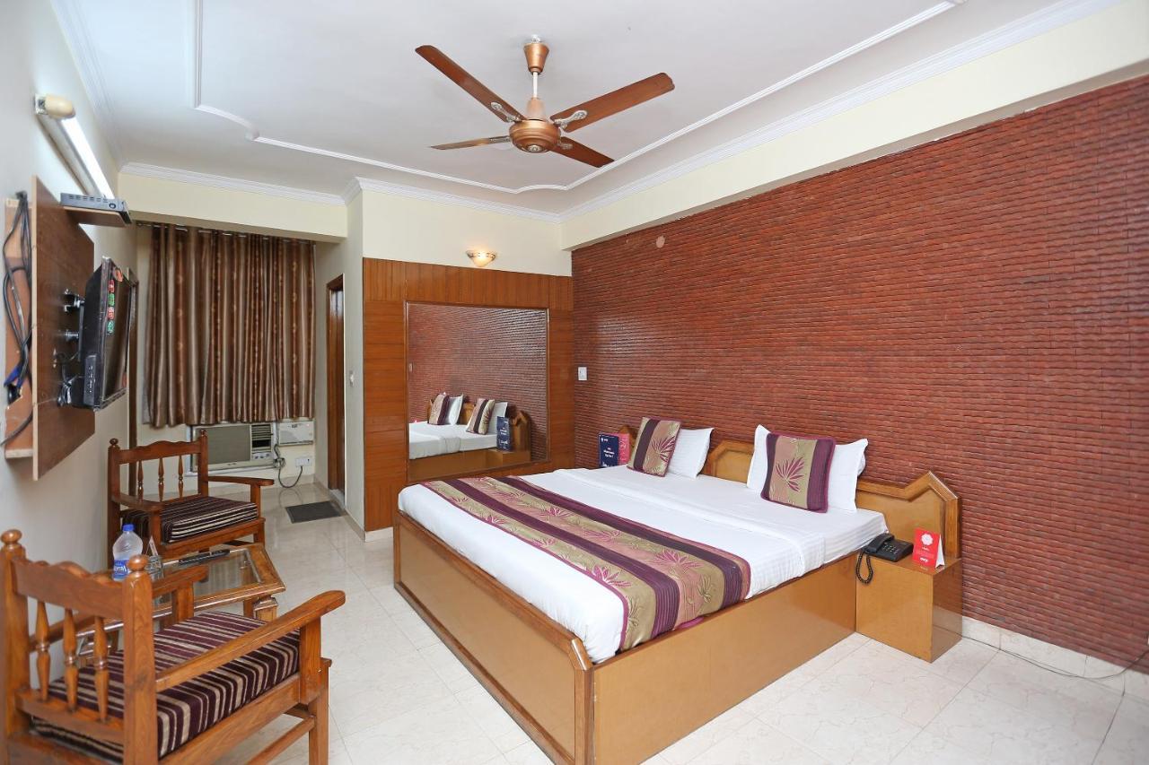 Oyo Flagship 9554 Hotel Grand Plaza Faridabad Exterior photo